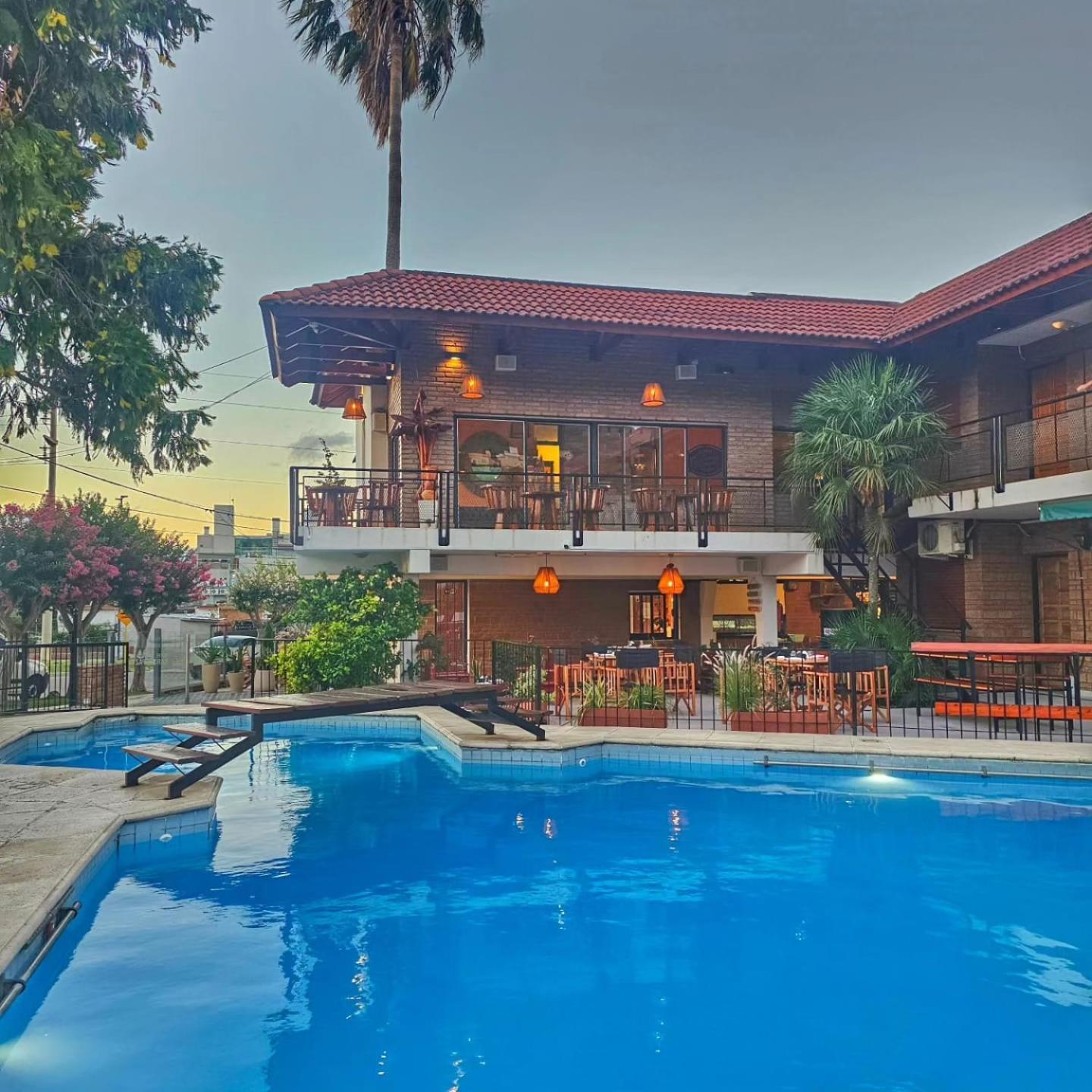 Hotel Carlos Paz Villa Carlos Paz Zewnętrze zdjęcie