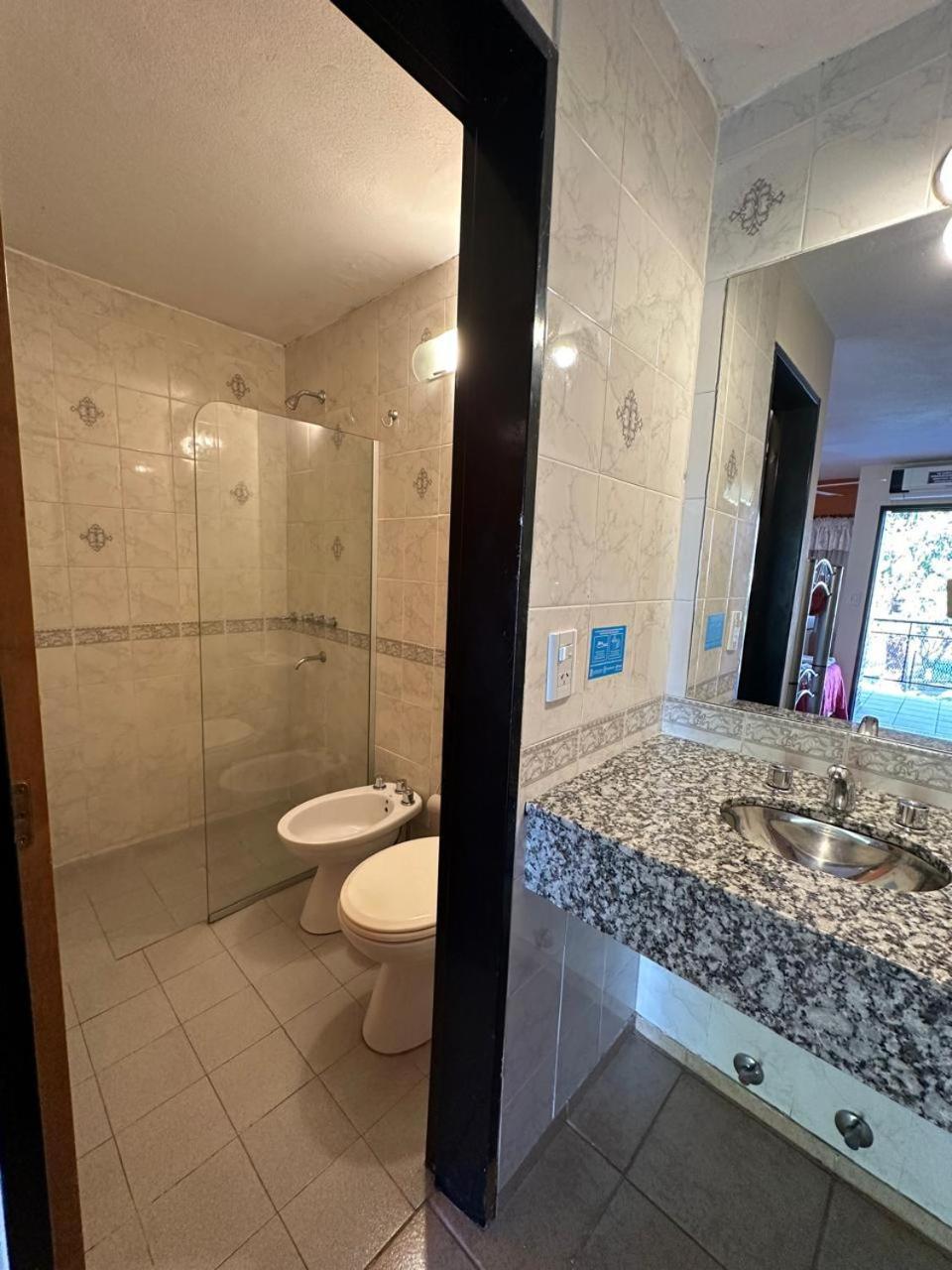 Hotel Carlos Paz Villa Carlos Paz Zewnętrze zdjęcie