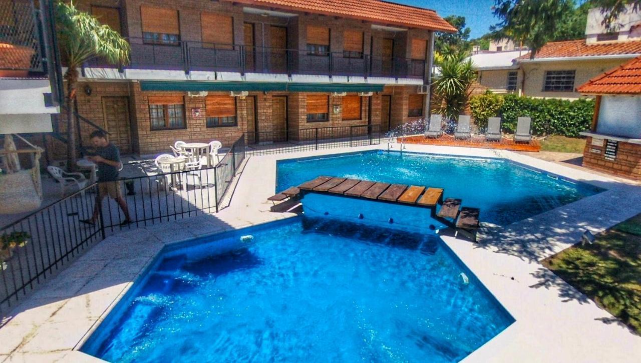 Hotel Carlos Paz Villa Carlos Paz Zewnętrze zdjęcie